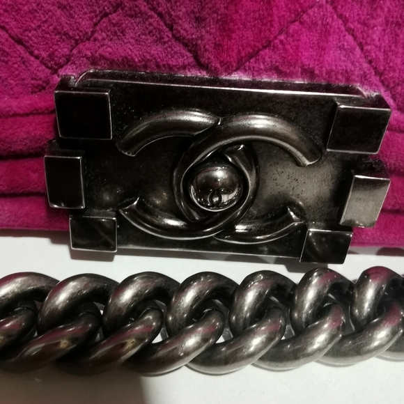 (Sold)100% Authentic Channel  Mini Boy Shoulder Crossbody Velvet Leather - Picture 4 of 16